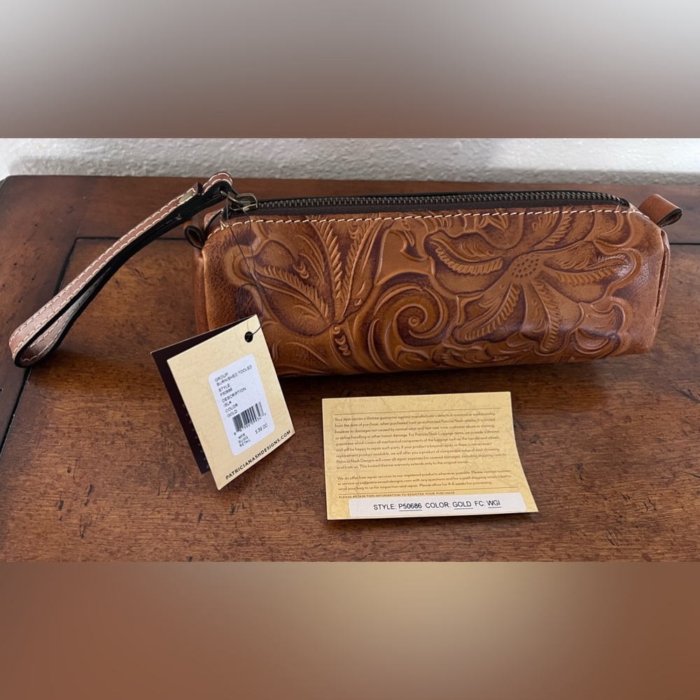 Patricia Nash Burnished tooled Isla wristlet